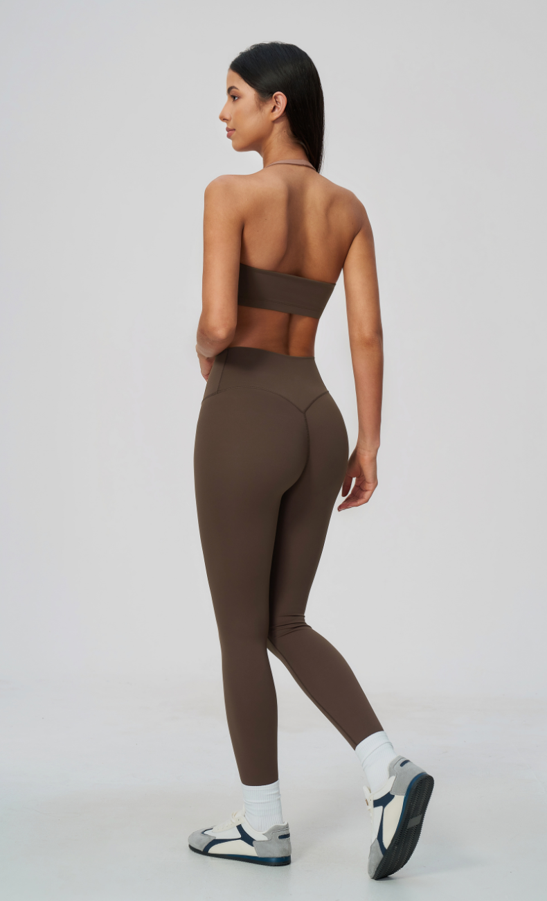 Priscilla Contrast Halter Sports Bra V-Waist Leggings Workout Set