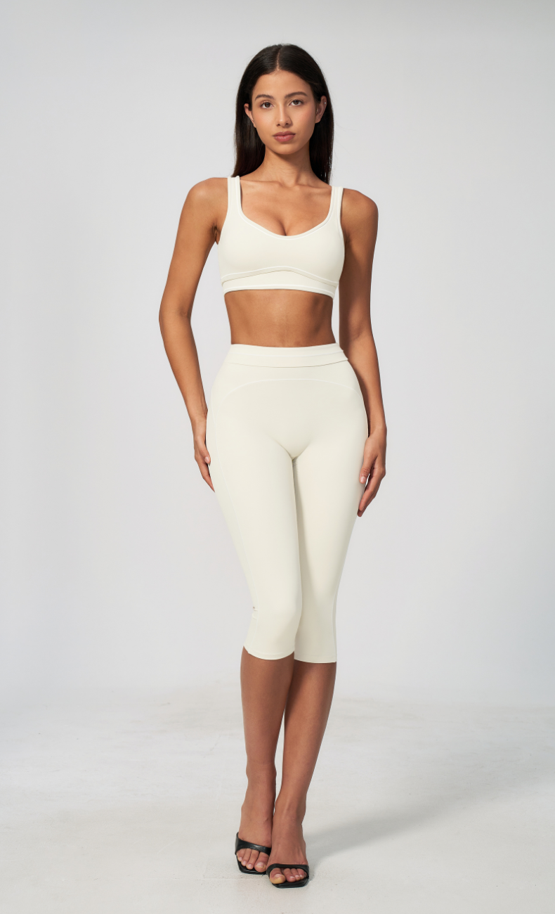 Alexis Contrast Trim Sports Bra Capri Workout Set