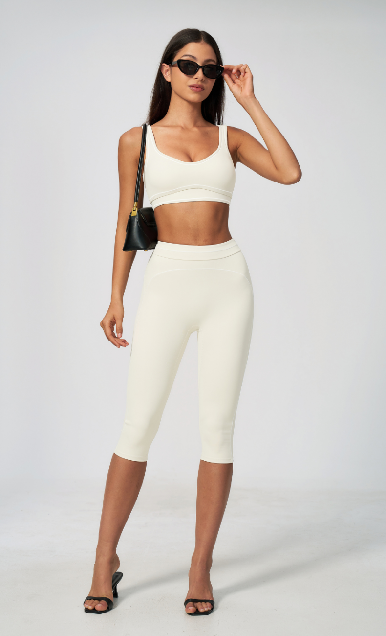 Alexis Contrast Trim Sports Bra Capri Workout Set
