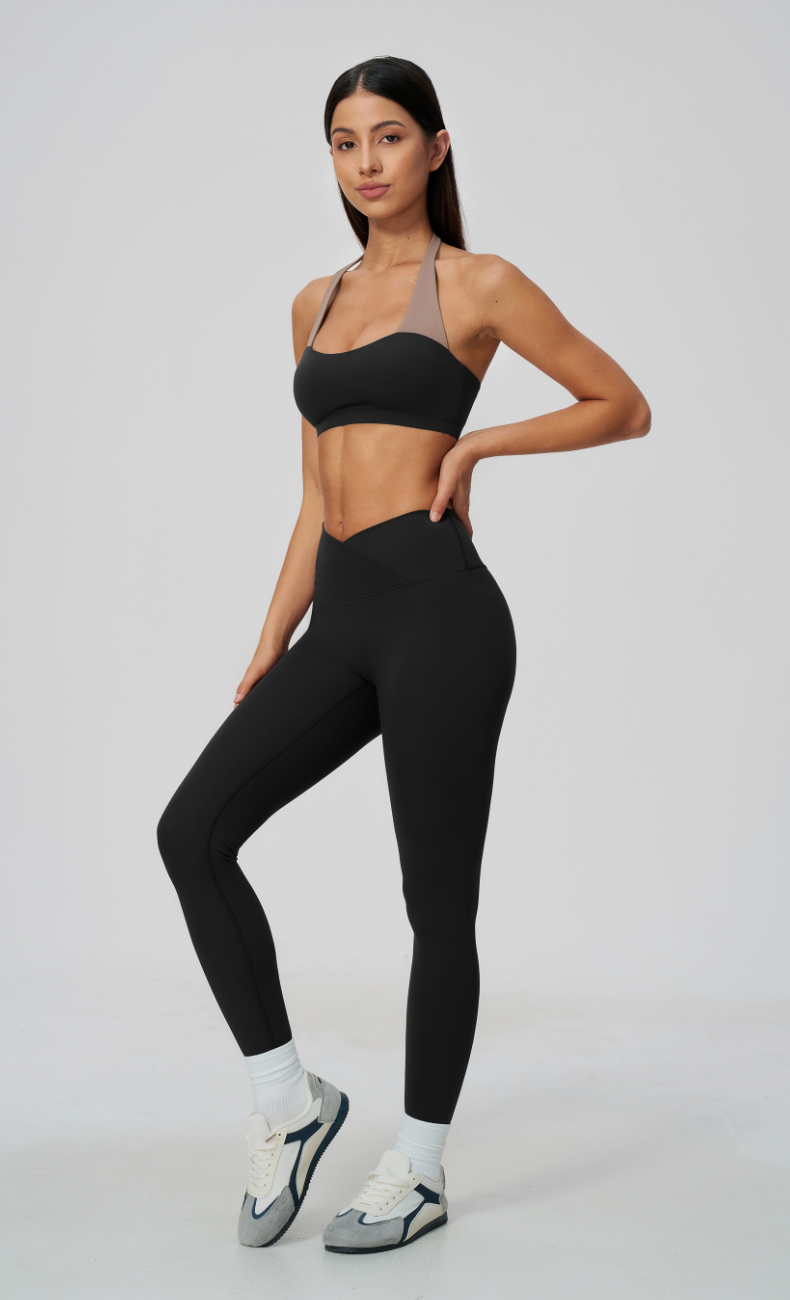 Priscilla Contrast Halter Sports Bra V-Waist Leggings Workout Set