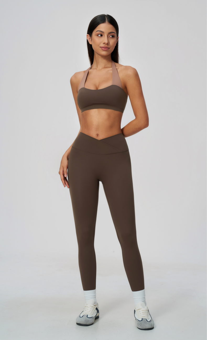 Priscilla Contrast Halter Sports Bra V-Waist Leggings Workout Set