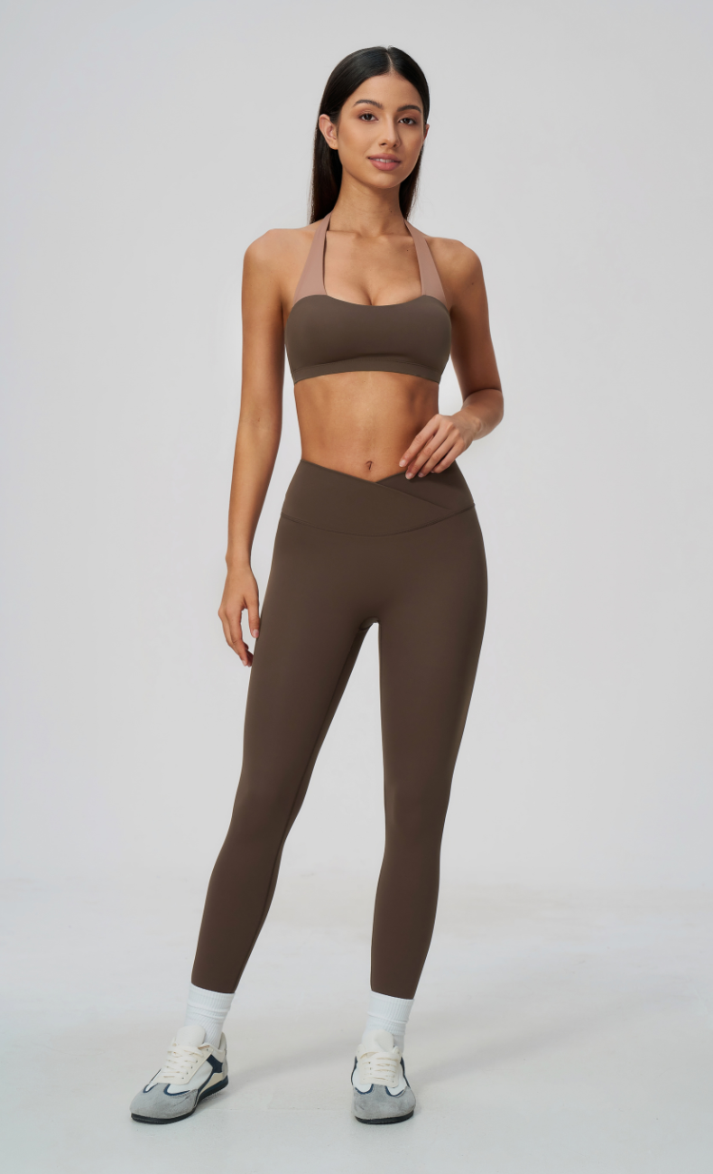 Priscilla Contrast Halter Sports Bra V-Waist Leggings Workout Set