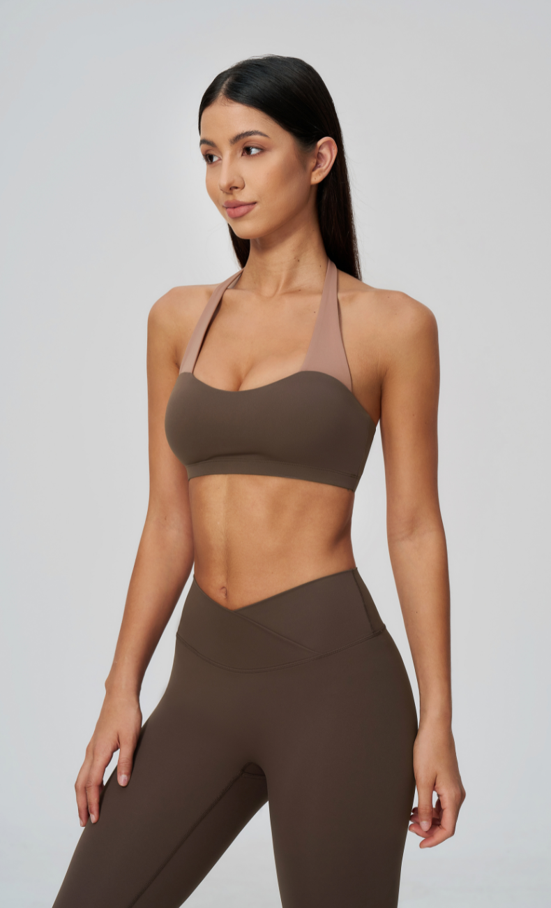Priscilla Contrast Halter Sports Bra V-Waist Leggings Workout Set