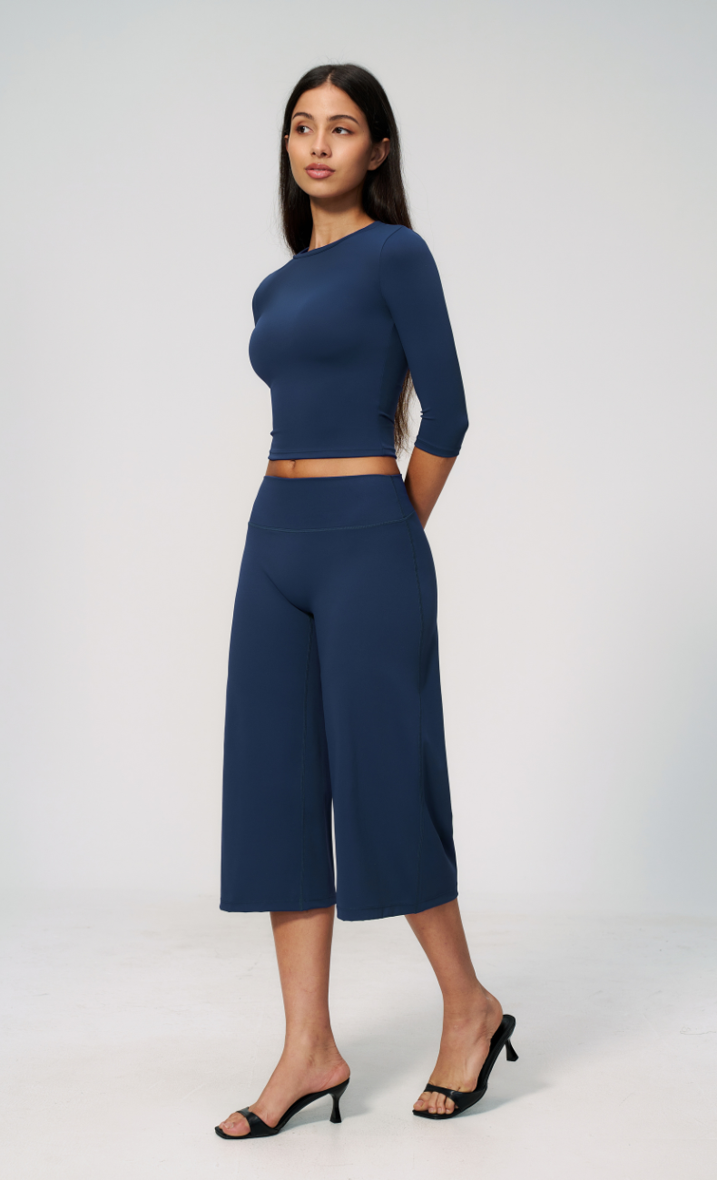 Alexandra 3/4 Sleeve Wide Leg Capri Workout Set