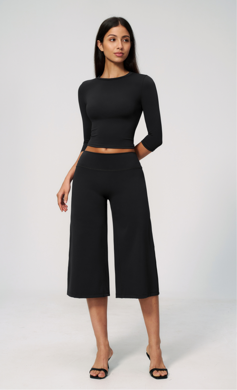 Alexandra 3/4 Sleeve Wide Leg Capri Workout Set