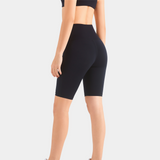 Lily 8" Seamless High-waist Short - Black