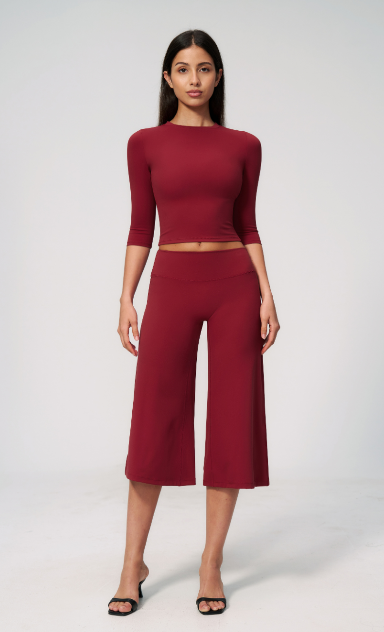 Alexandra 3/4 Sleeve Wide Leg Capri Workout Set