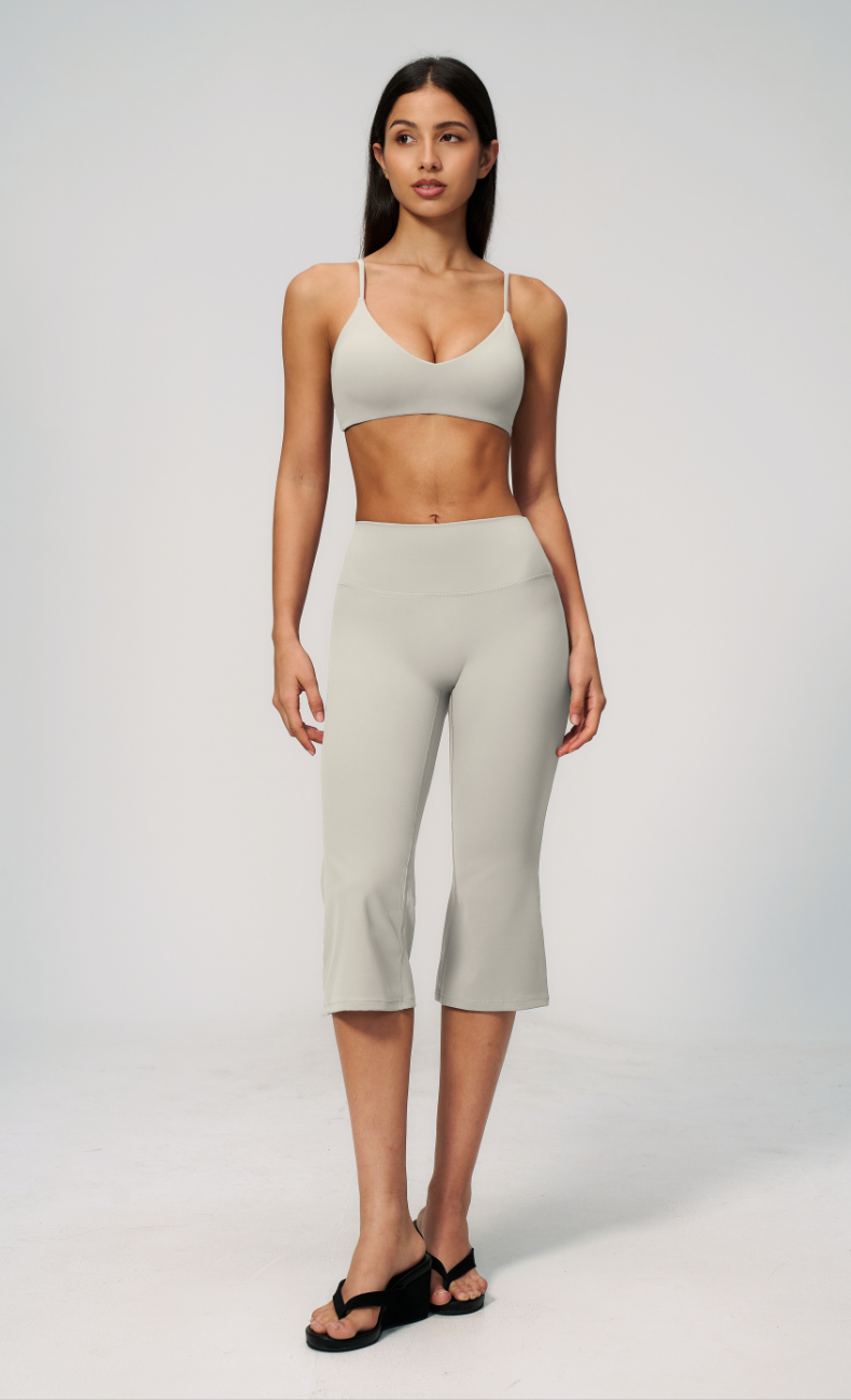 Leah V-Neck Sports Bra Capri Flare Workout Set