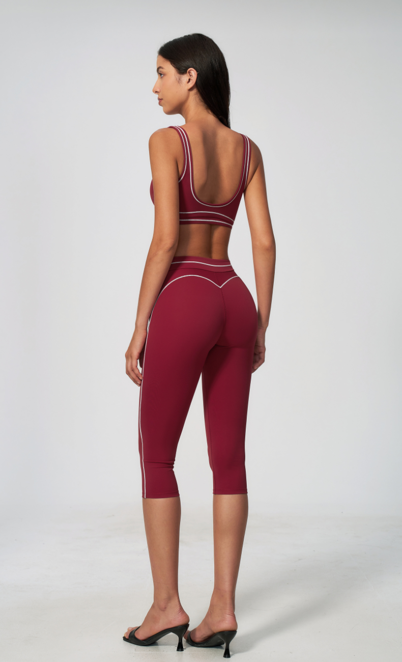 Alexis Contrast Trim Sports Bra Capri Workout Set