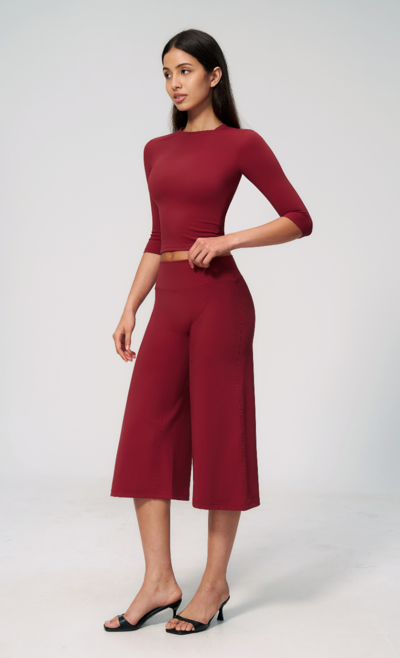 Alexandra 3/4 Sleeve Wide Leg Capri Workout Set