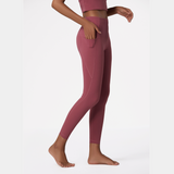 Isabella Lightweight Yoga Set