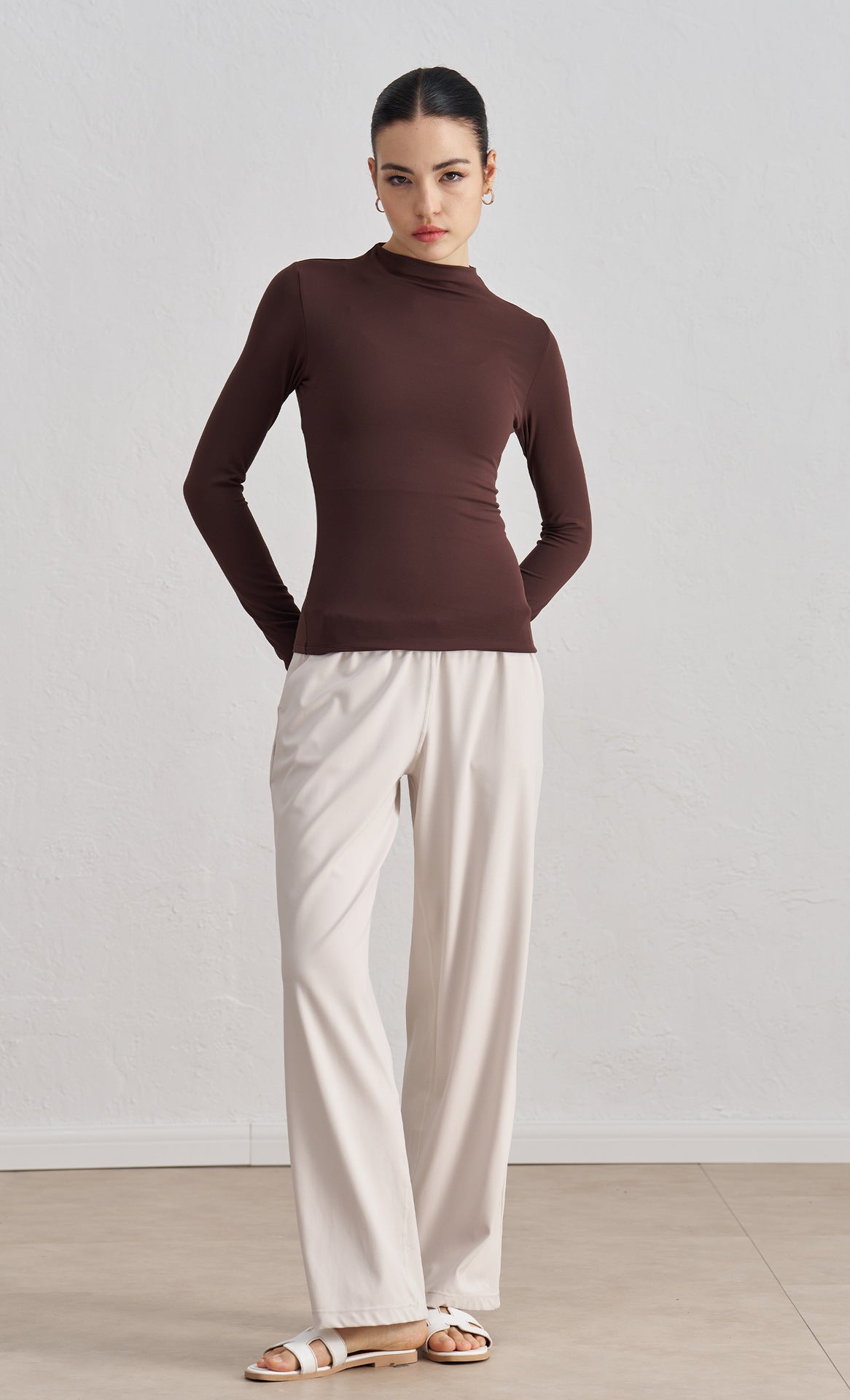 Madeleine High-Stretch Fitness Long Sleeve