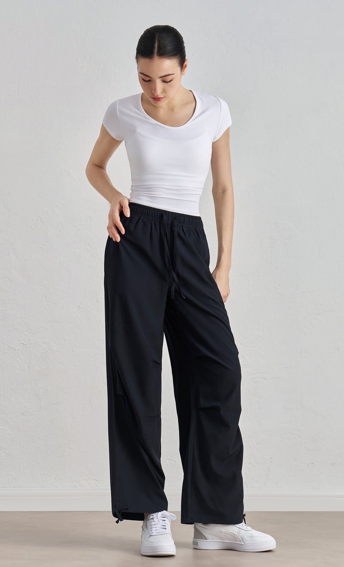 Luna High-Waisted Lightweight Casual Jogger