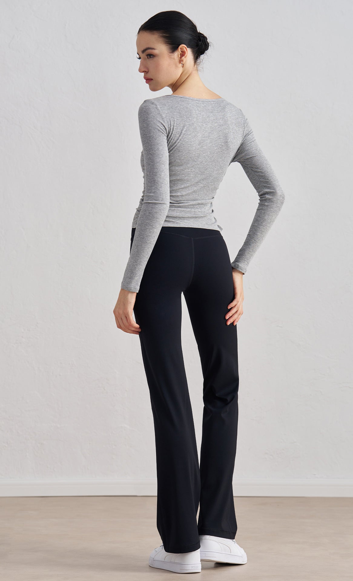 Ava Ribbed Fitness Long Sleeve